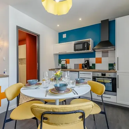 Mon Petit Sejour Lucon Apartment Exterior photo